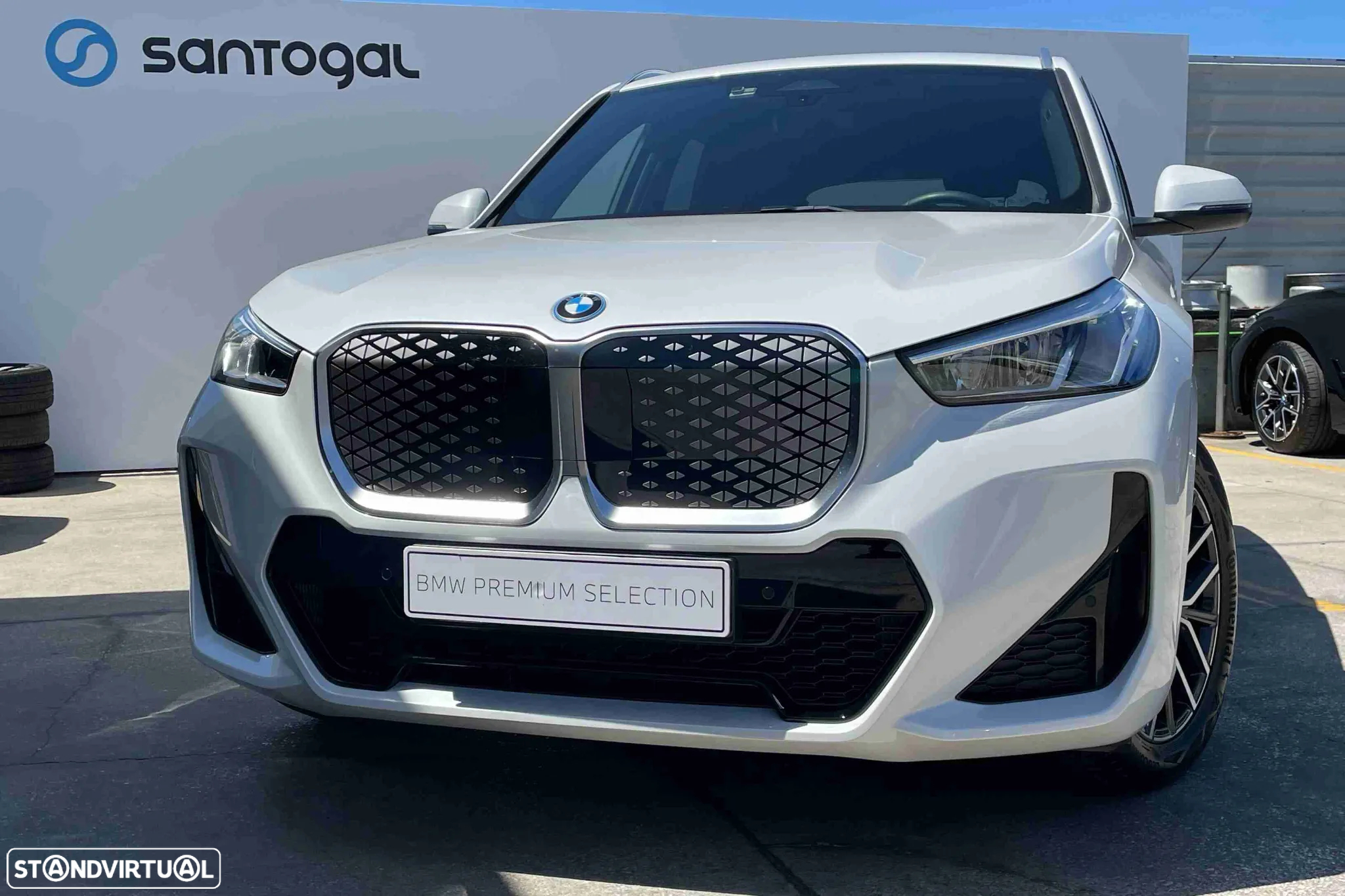BMW iX1 xDrive30 Pack Desportivo M - 2
