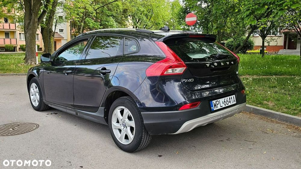 Volvo V40 Cross Country D2 Summum - 5