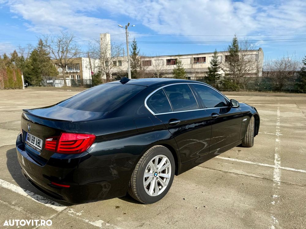 BMW Seria 5 520d Aut. - 10