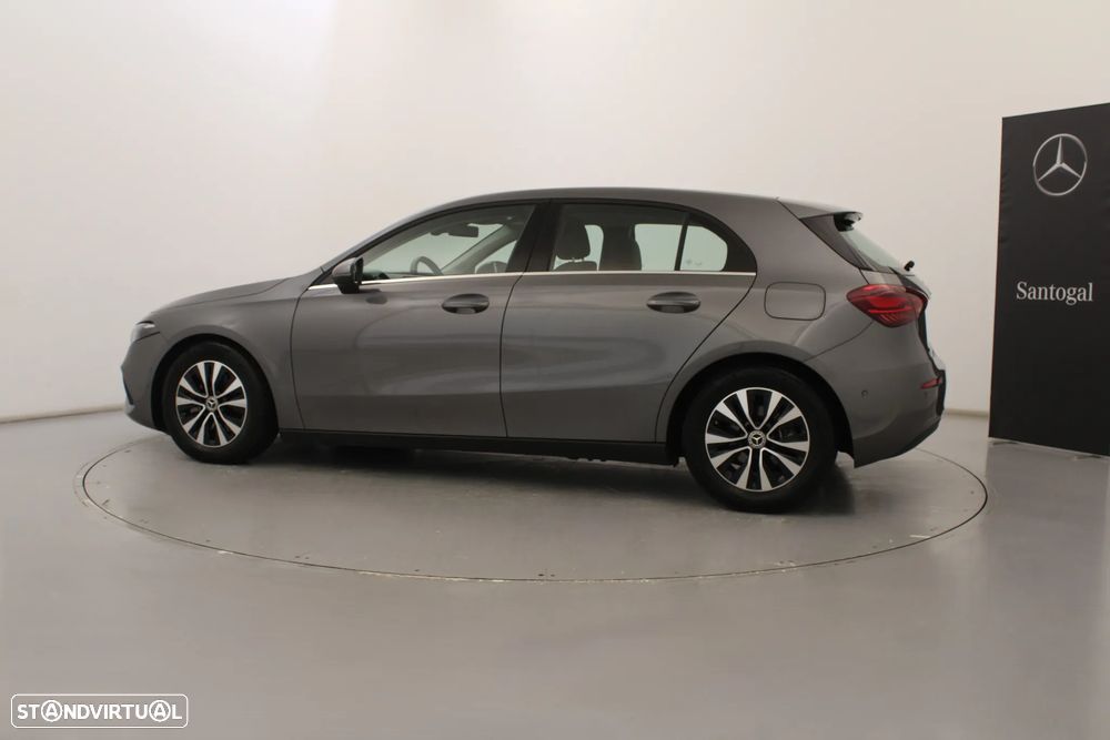Mercedes-Benz A 200 Standard - 11