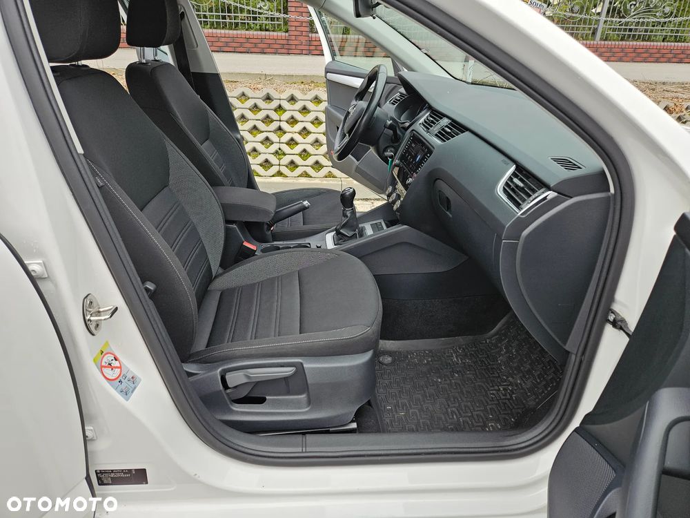 Skoda Octavia 1.6 TDI SCR Ambition - 18