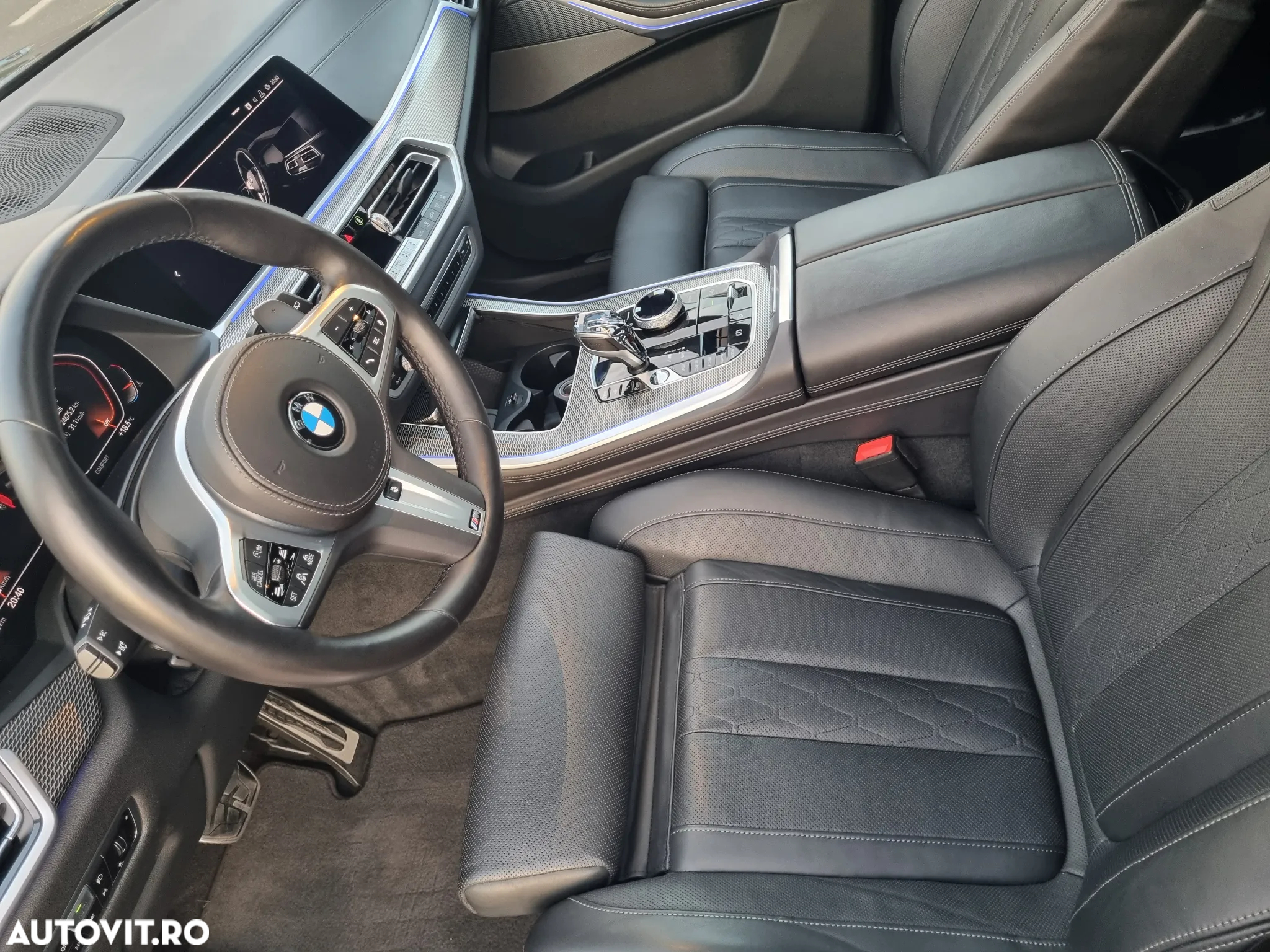 BMW X5 M M50d - 9