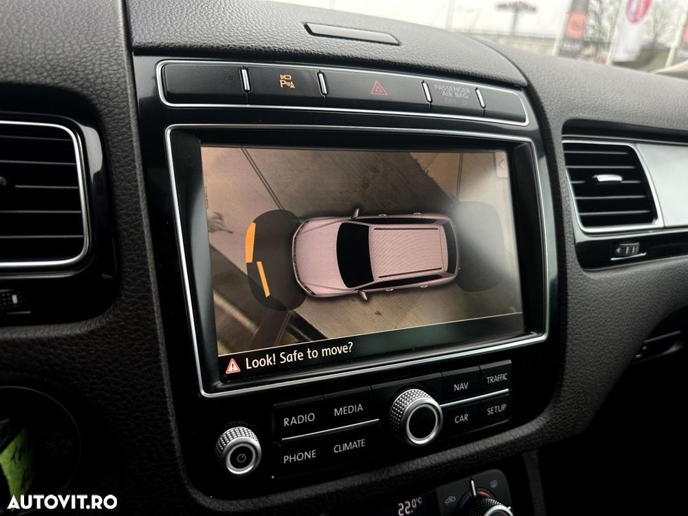 Volkswagen Touareg - 14