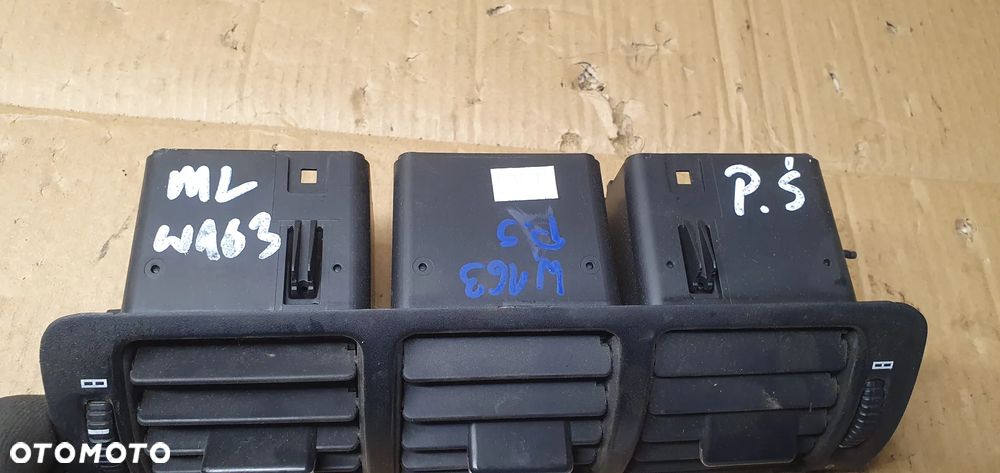 Kratka nawiewu środkowa Mercedes ML W163 A1638300054 - 7