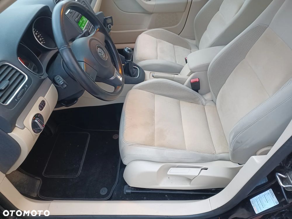 Volkswagen Golf 2.0 TDI DPF Comfortline - 13