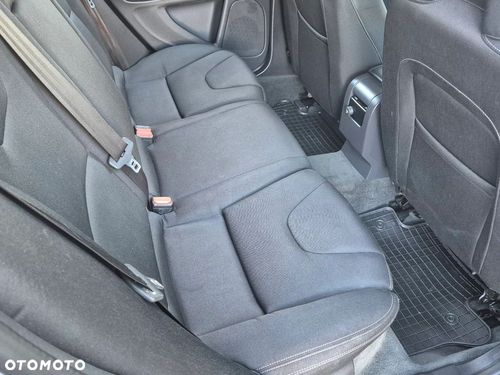 Volvo V60 D2 Drive-E Momentum - 24