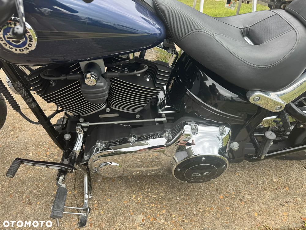 Harley-Davidson FXSB Breakout - 25
