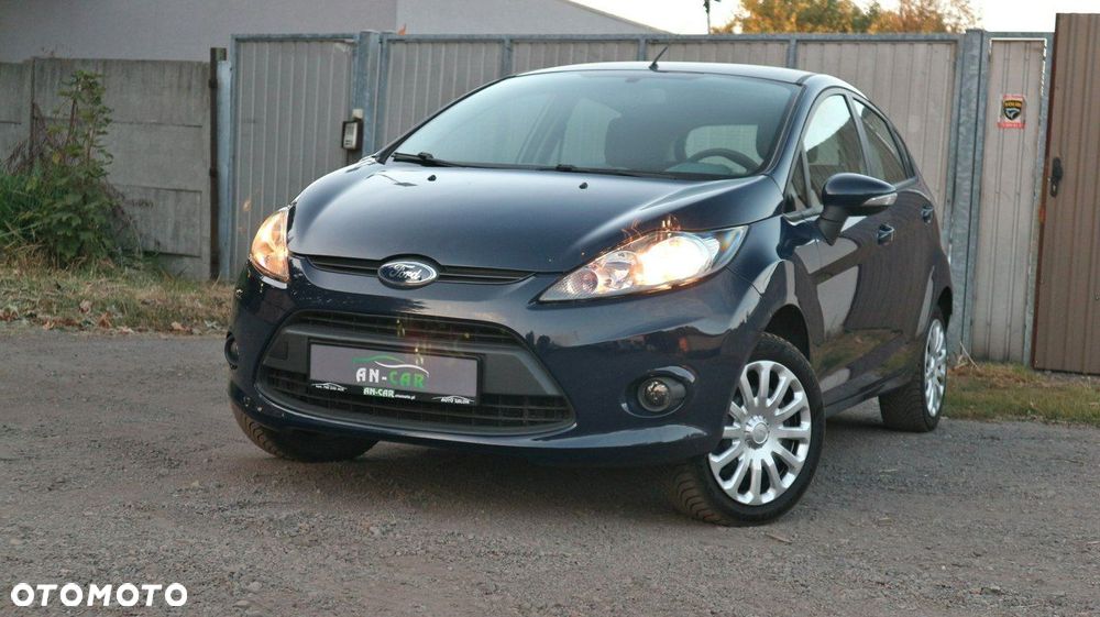 Ford Fiesta 1.25 Trend - 12