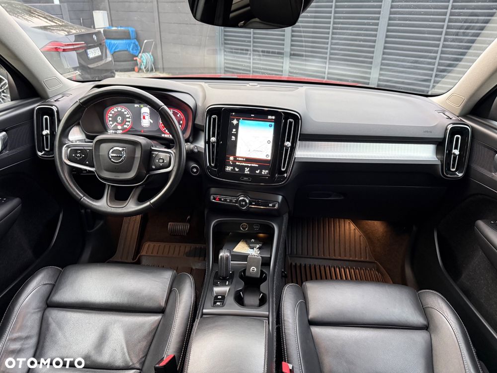 Volvo XC 40 D4 AWD - 6