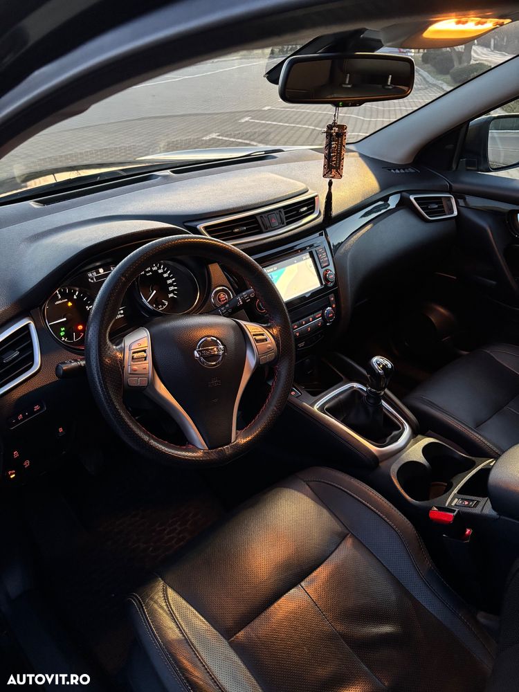 Nissan Qashqai 1.6 DCI Start/Stop 4X4-i Tekna - 14