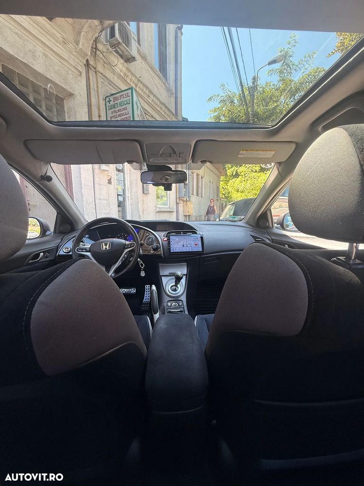 Honda Civic 1.8i-VTEC i-SHIFT Type S - 16