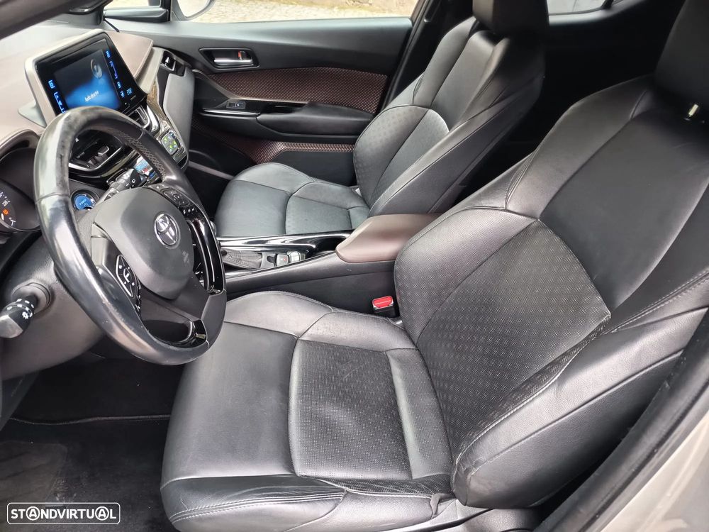 Toyota C-HR 1.8 HSD Exclusive+P.Luxury - 7