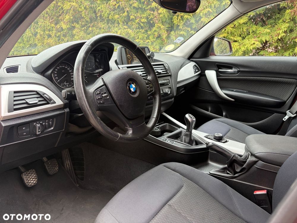 BMW Seria 1 - 16