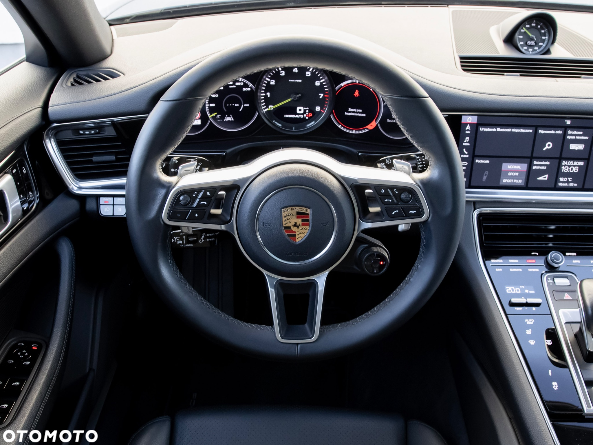 Porsche Panamera 4 10 Years Edition - 20