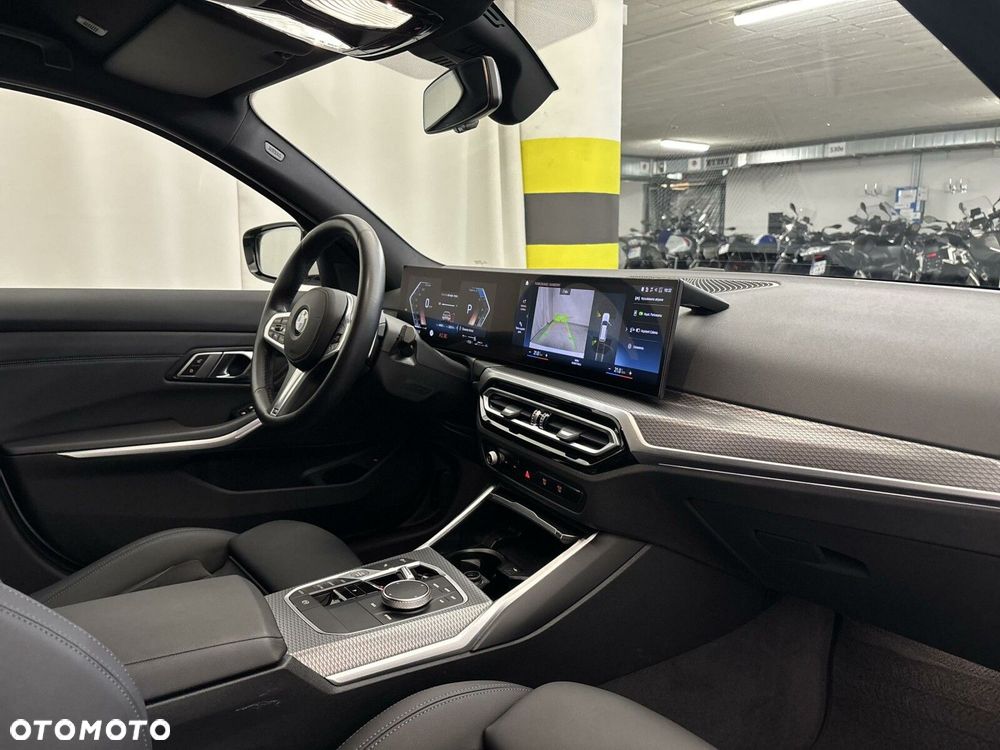 BMW Seria 3 320d xDrive M Sport sport - 23