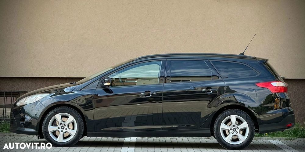Ford Focus 1.6 TDCi DPF SYNC Edition - 10