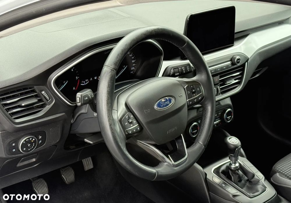 Ford Focus SW 1.5 EcoBlue S&S COOL&CONNECT - 32
