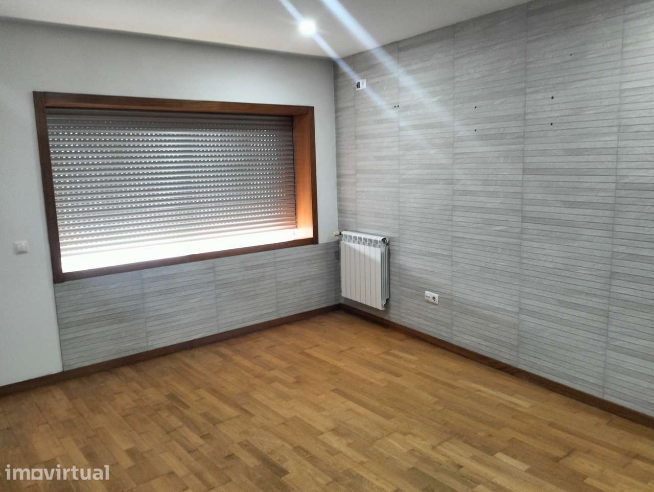 Apartamento T4 com piscina e garagem em Matosinhos frente ao mar - Grande imagem: 5/6