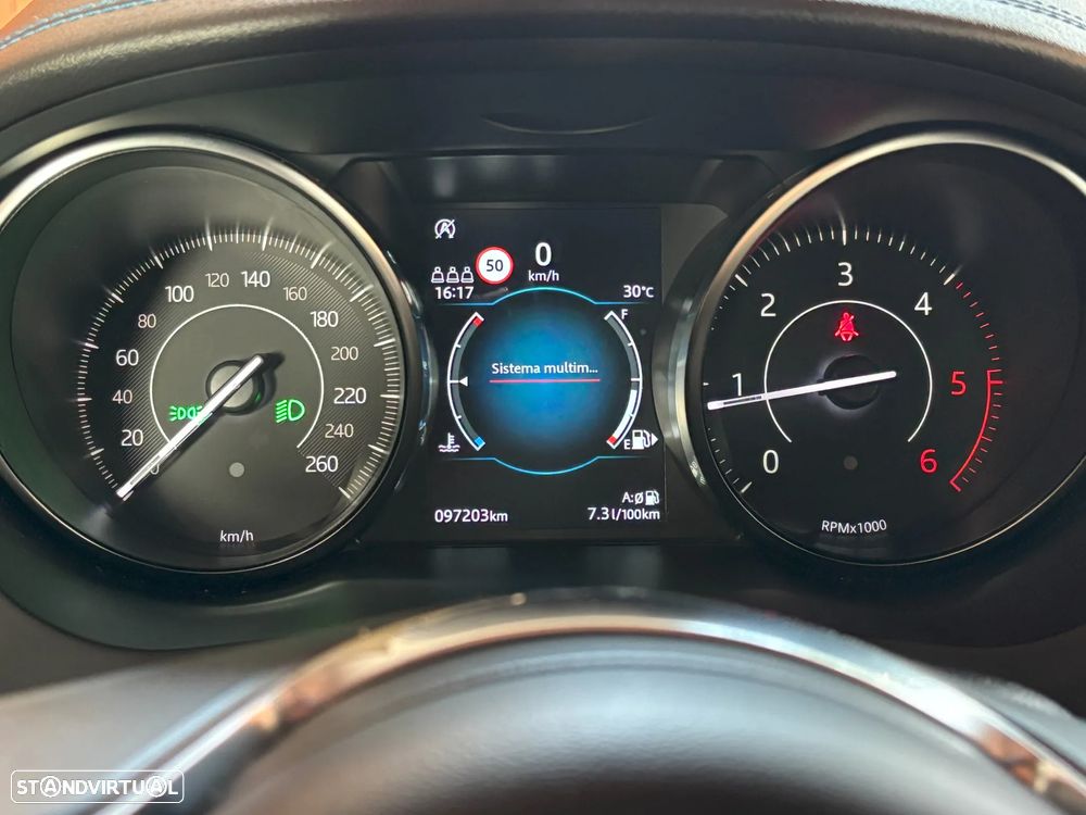 Jaguar E-Pace 2.0 i4D R-Dynamic S - 6
