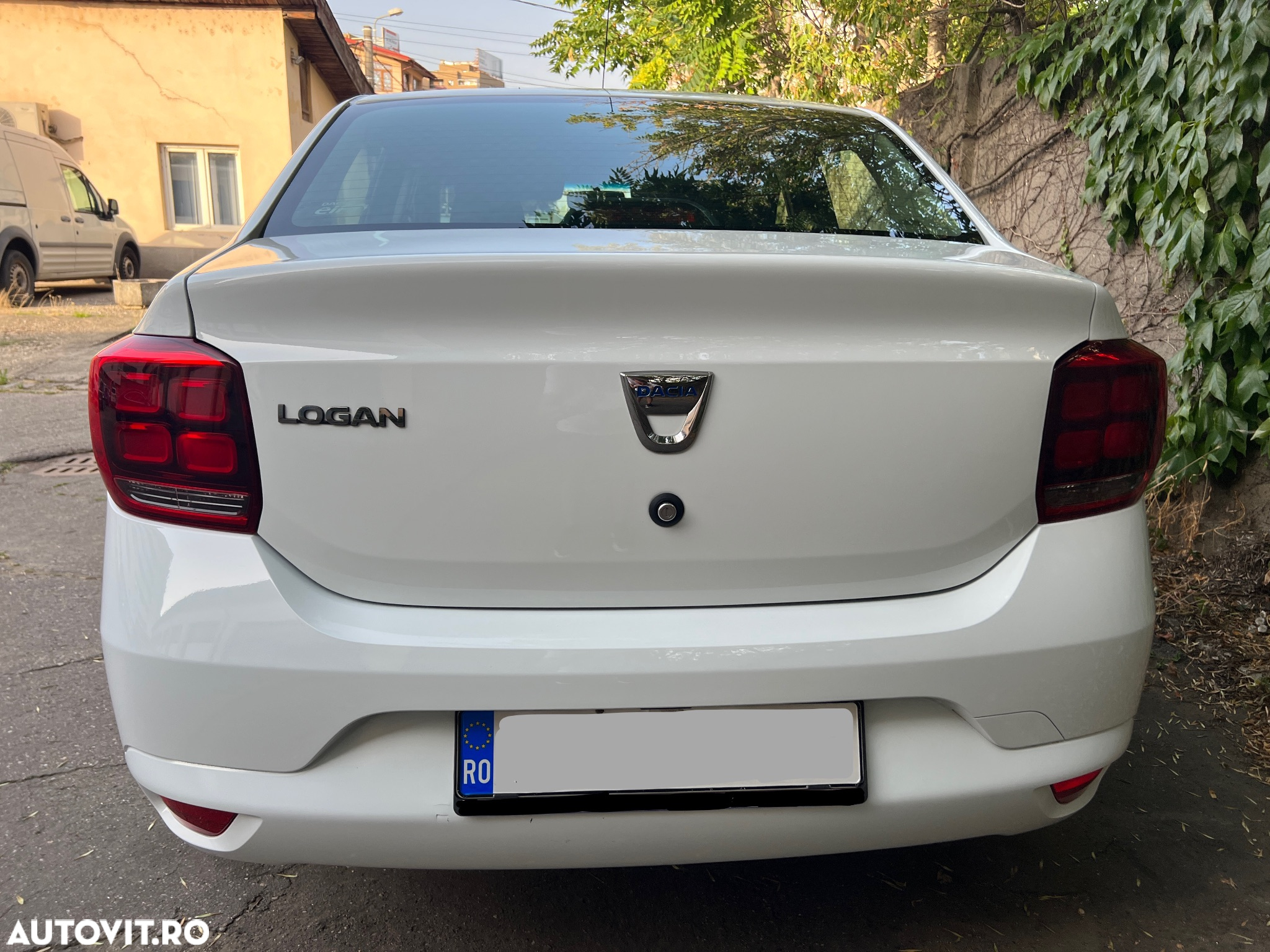 Dacia Logan 1.0 SCe Ambiance - 12