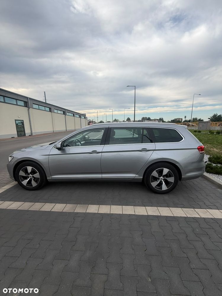 Volkswagen Passat - 3