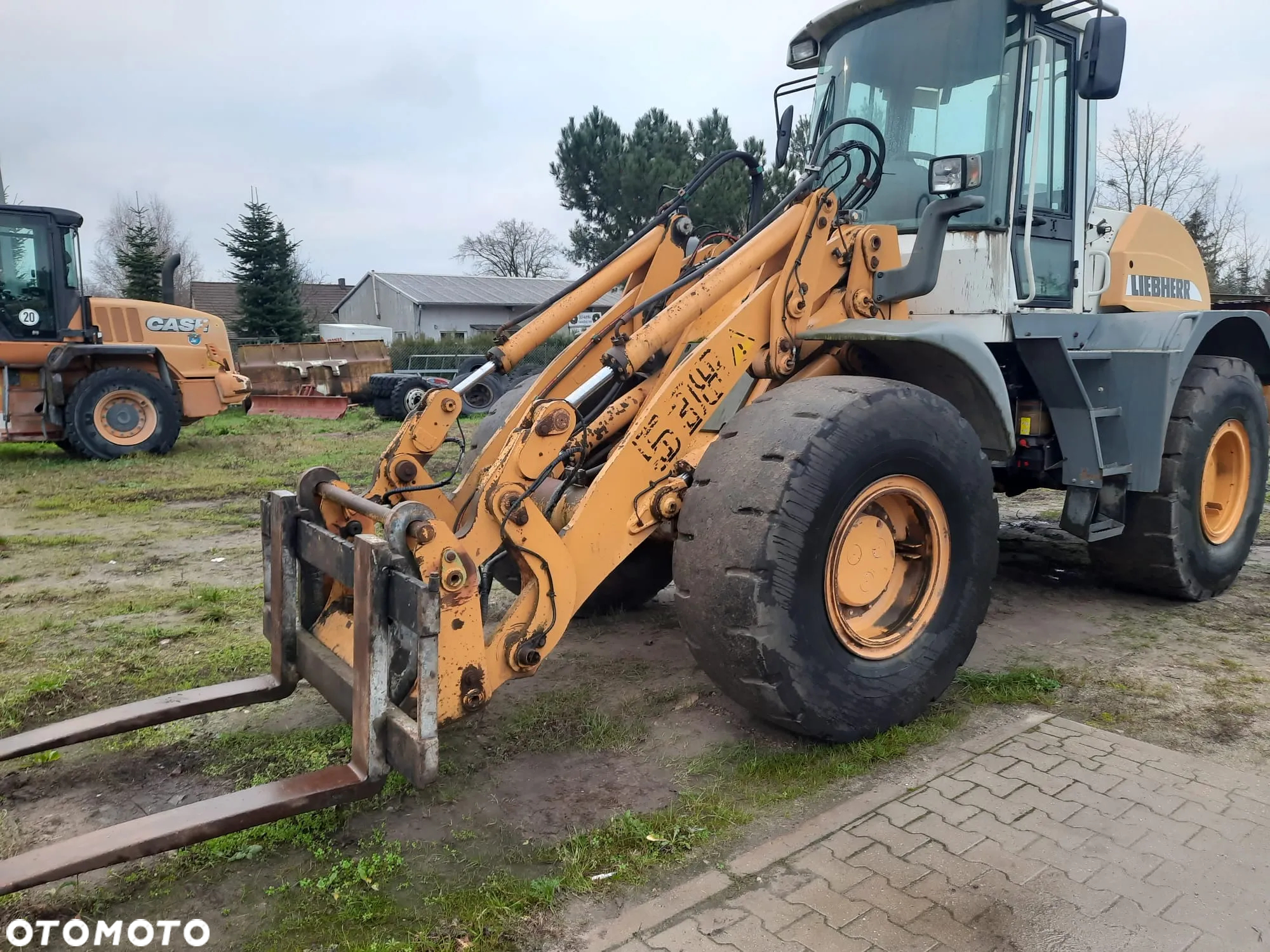 Liebherr 538 (2006r) 550 554 L 542 - 8