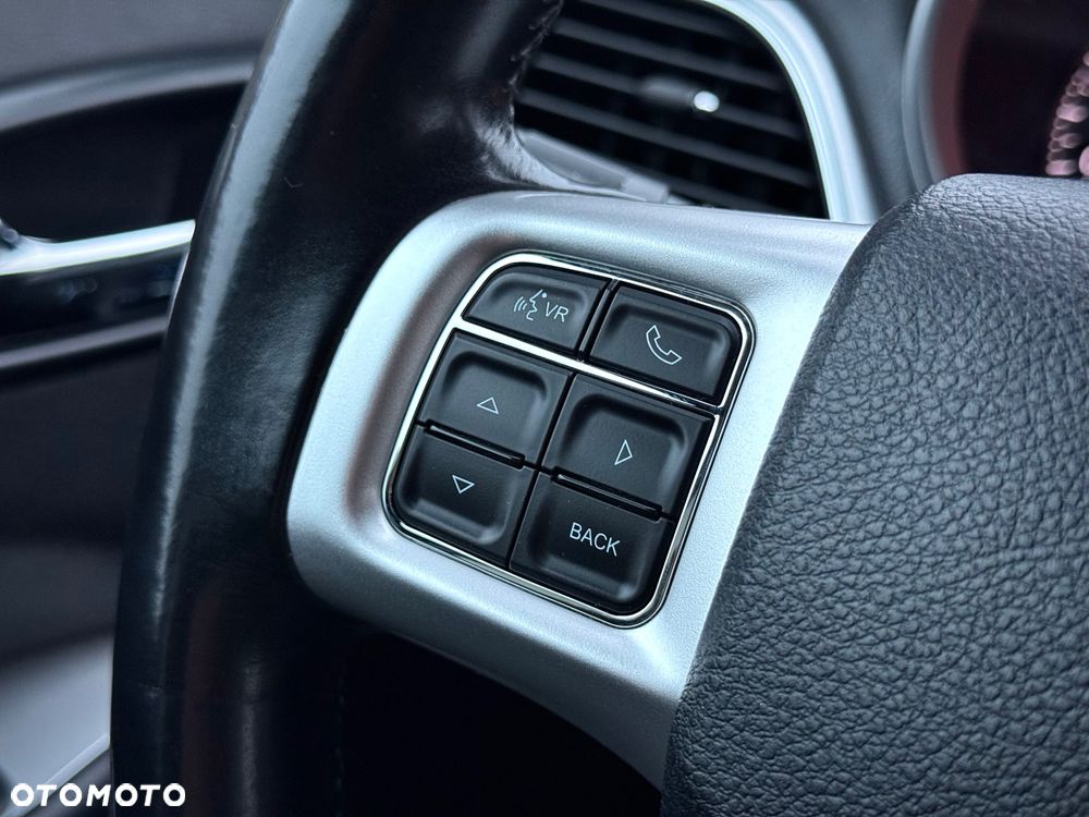 Fiat Freemont 2.0 Multijet Lounge AWD - 29