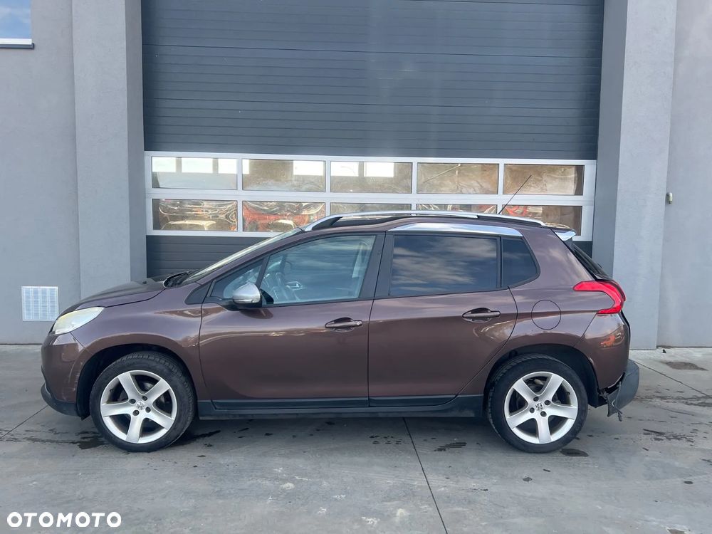 Peugeot 2008 e-HDi FAP 92 EGS6 STOP & START Allure - 2