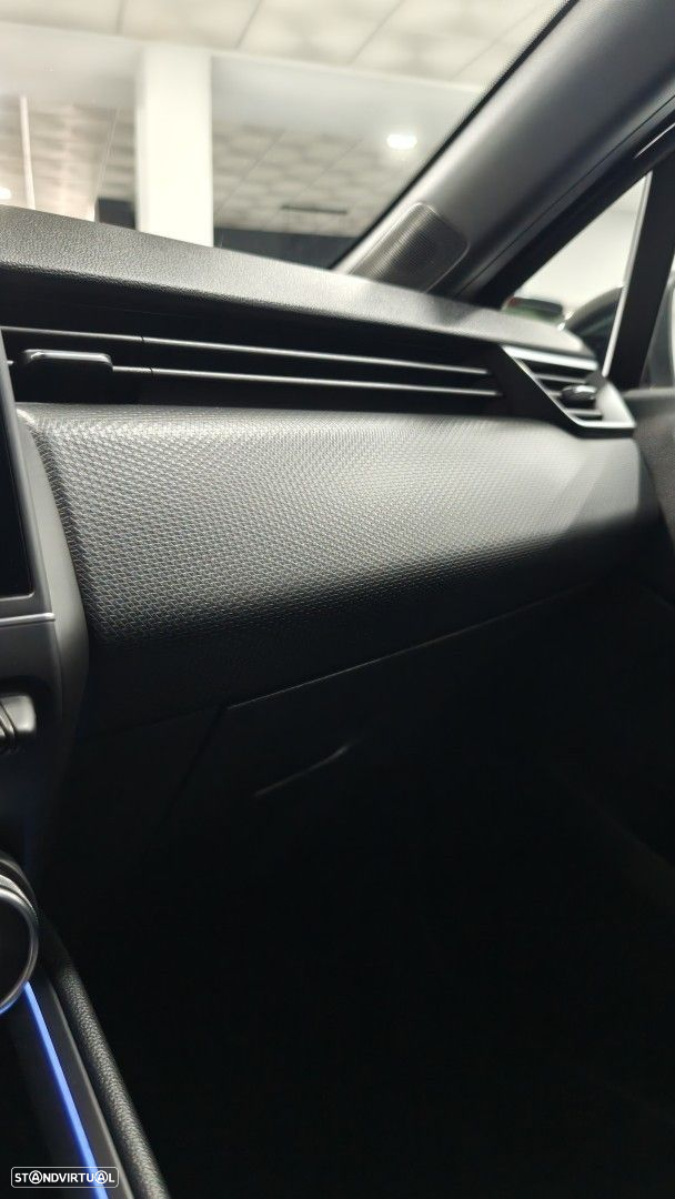 Renault Clio 1.5 Blue dCi Evolution - 40