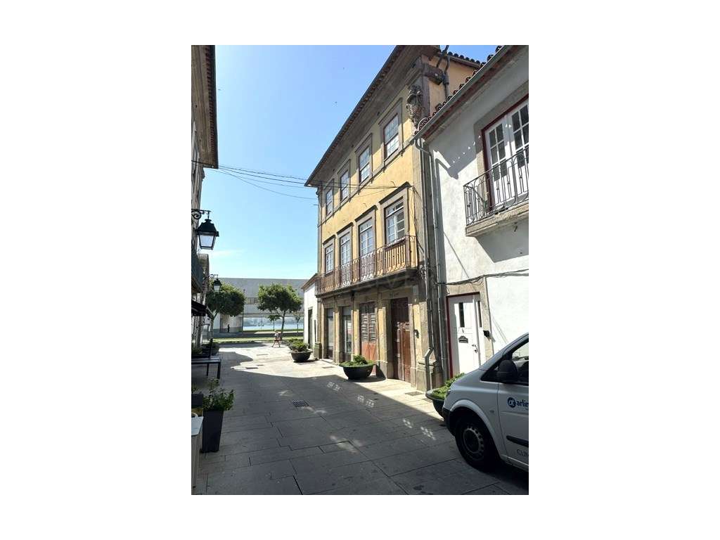 Loja para arrendamento no Centro Histórico de Viana do Castelo - Grande imagem: 4/5