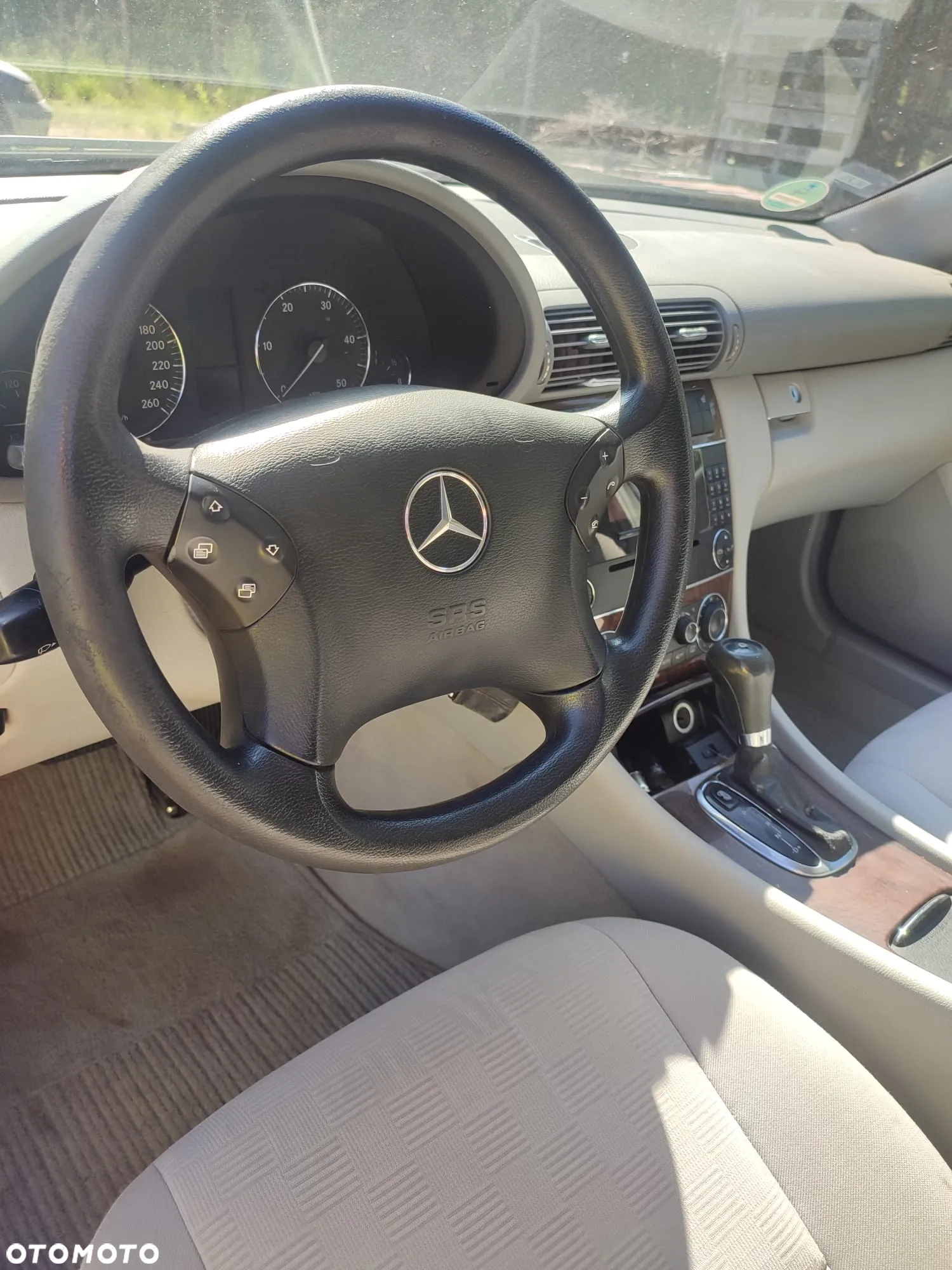 Mercedes-Benz Klasa C 200 T CDI Automatik Classic - 26