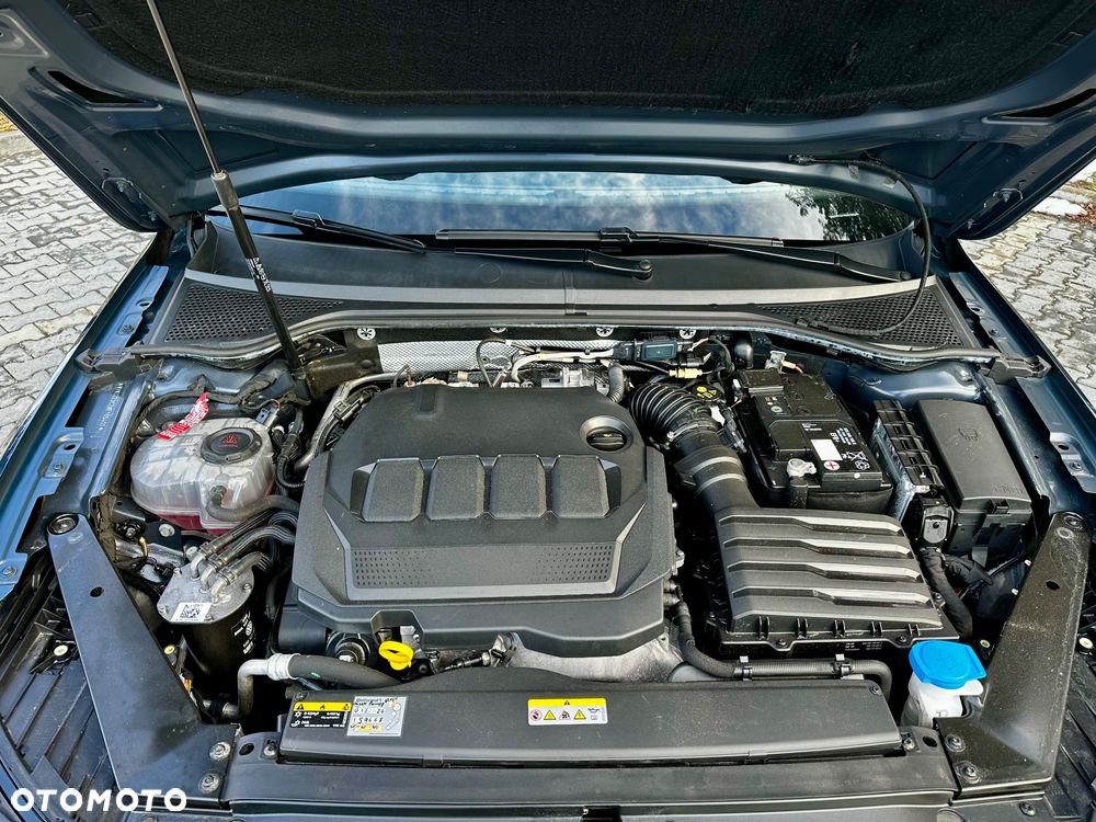 Volkswagen Passat - 25