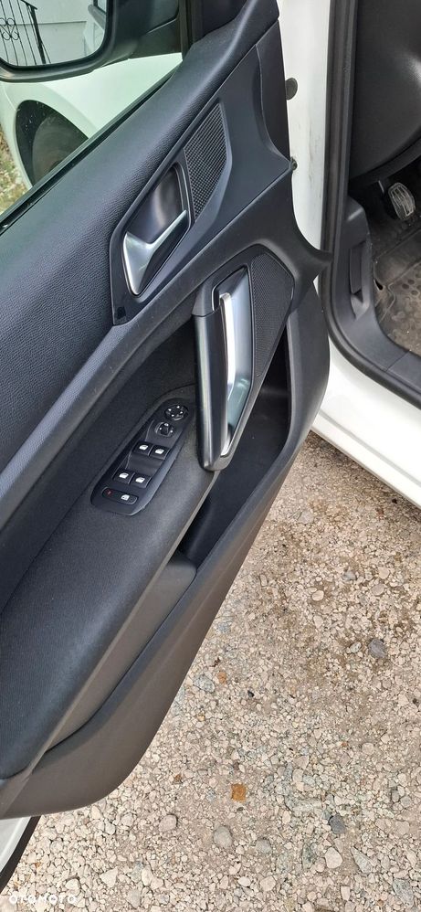 Peugeot 308 1.6 HDi Active - 16