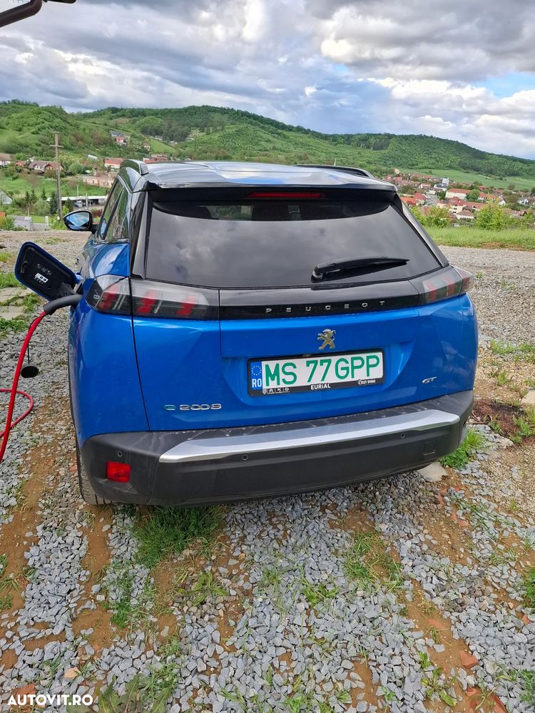 Peugeot 2008 50 kWh GT - 3
