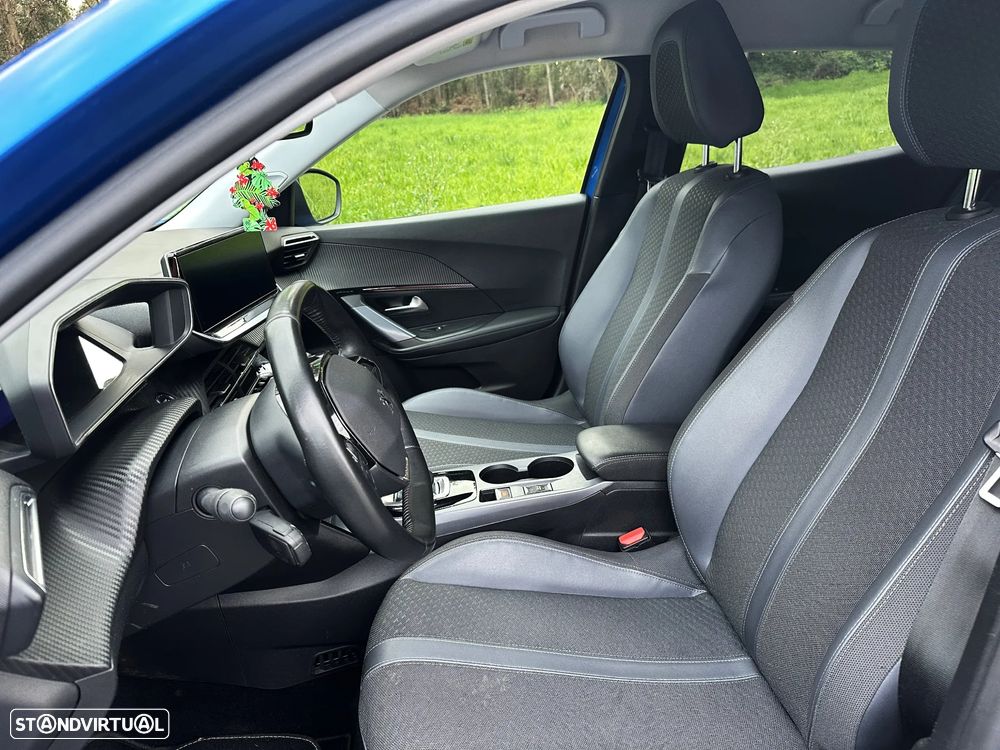 Peugeot e-2008 Allure+ - 20