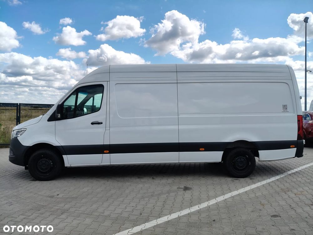 Mercedes-Benz Sprinter 317 - 8