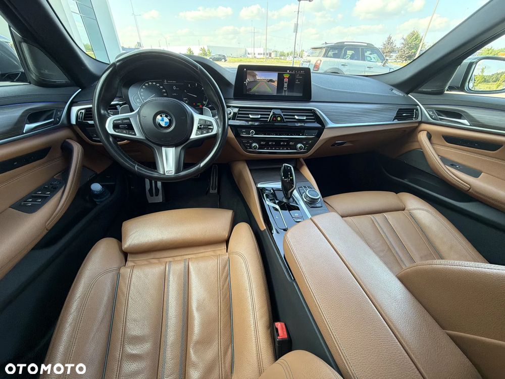 BMW Seria 5 520d xDrive M Sport sport - 16
