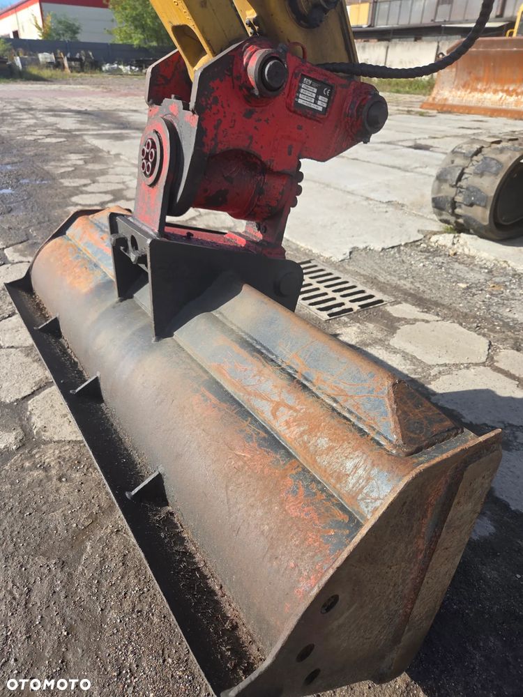 Caterpillar 305 E2 - 10