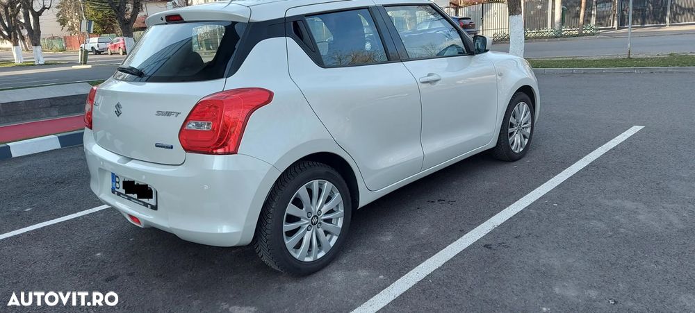 Suzuki Swift - 4