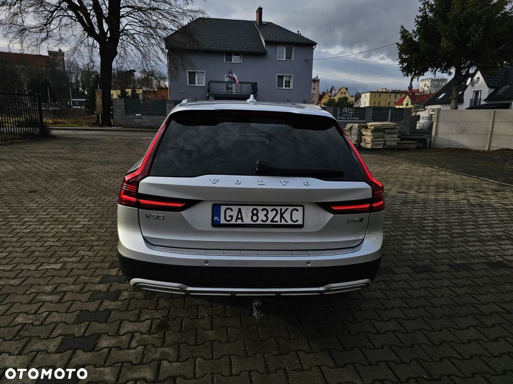 Volvo V90 Cross Country B6 B AWD Pro - 14