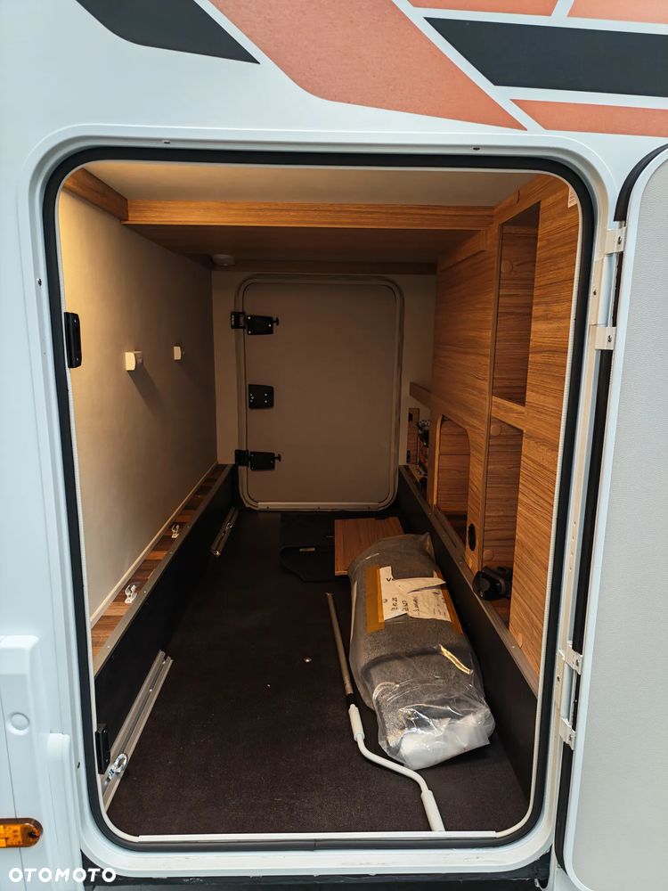 Weinsberg Cara Compact Suite 640 MEG - 16