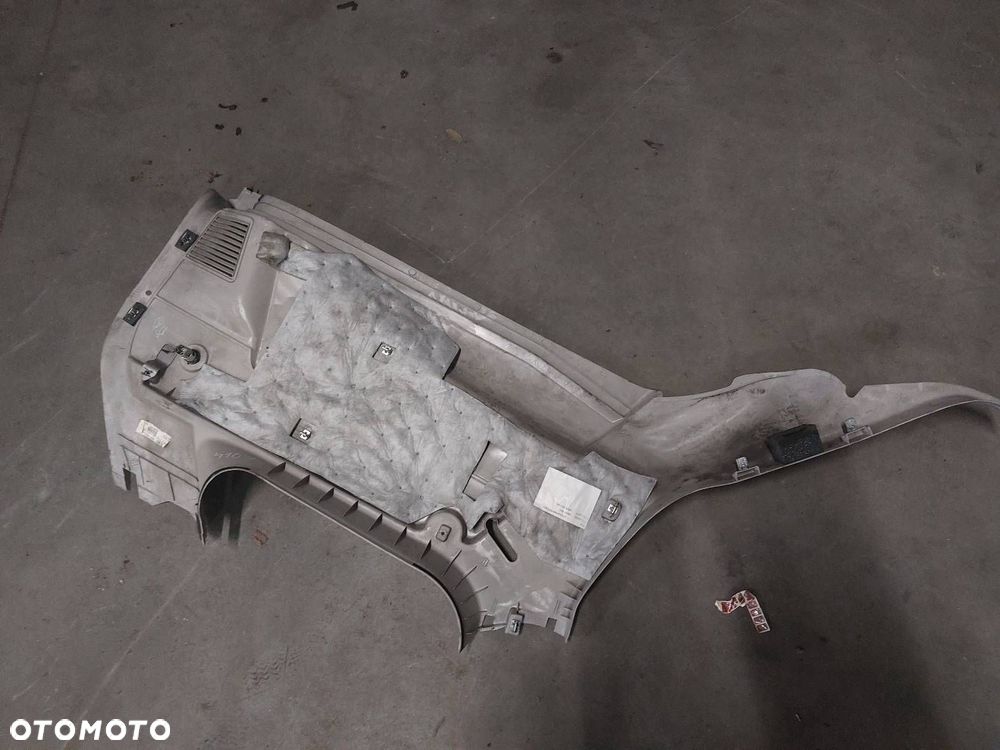 BOCZEK BAGAŻNIKA LEWY JEEP GRAND CHEROKEE WK - 2