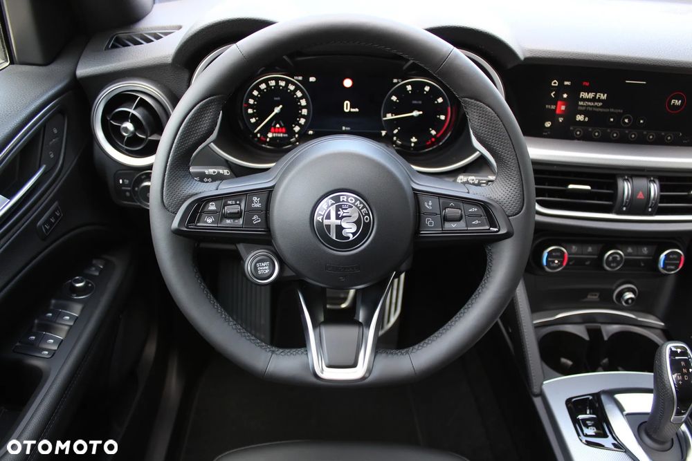 Alfa Romeo Stelvio 2.0 Turbo Veloce Q4 - 13