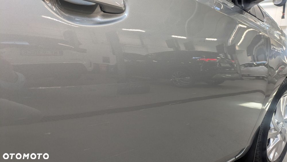 Toyota Auris - 10