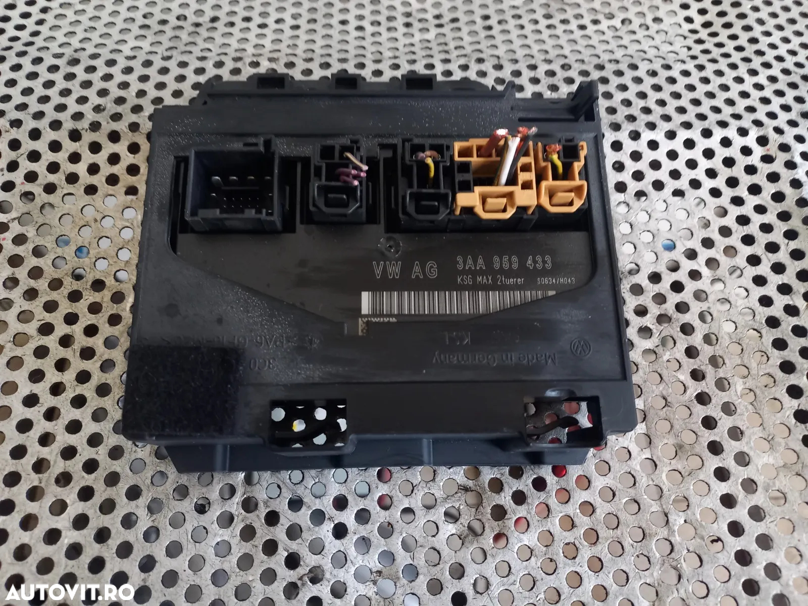 Calculator Modul Confort Vw Passat B7 An 2011-2012-2013-2014-2015 Motor 1.6 Tdi CAY Cutie MYB LUB C - 3