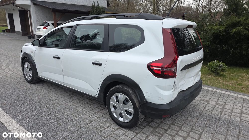 Dacia Jogger TCe 110 (7-Sitzer) Essential - 3