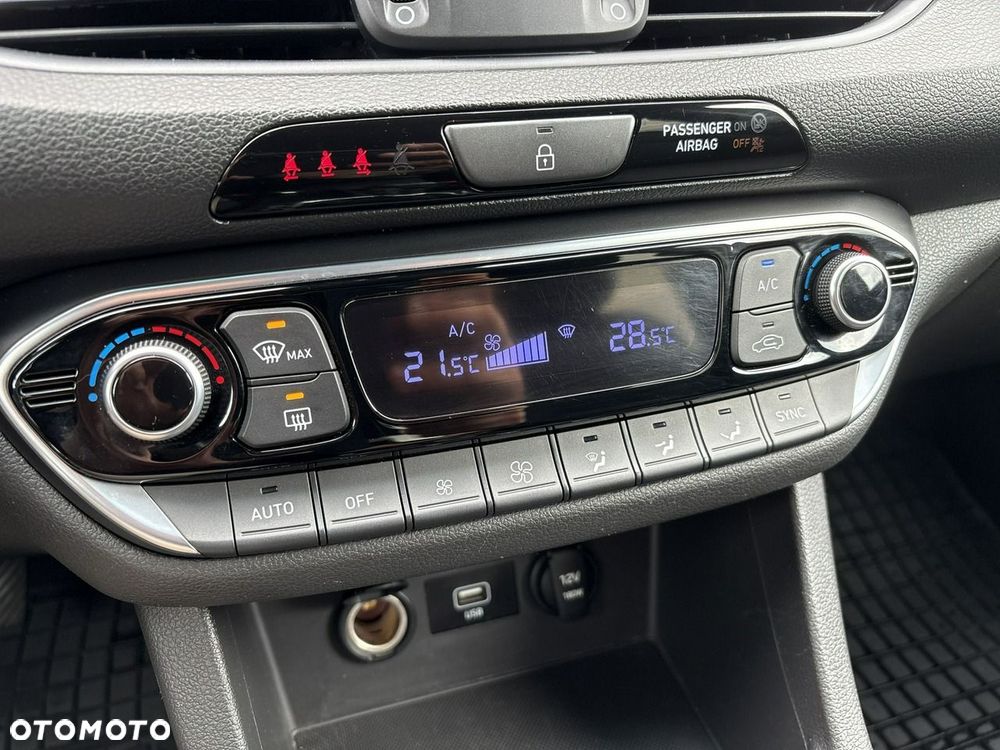 Hyundai i30 - 13