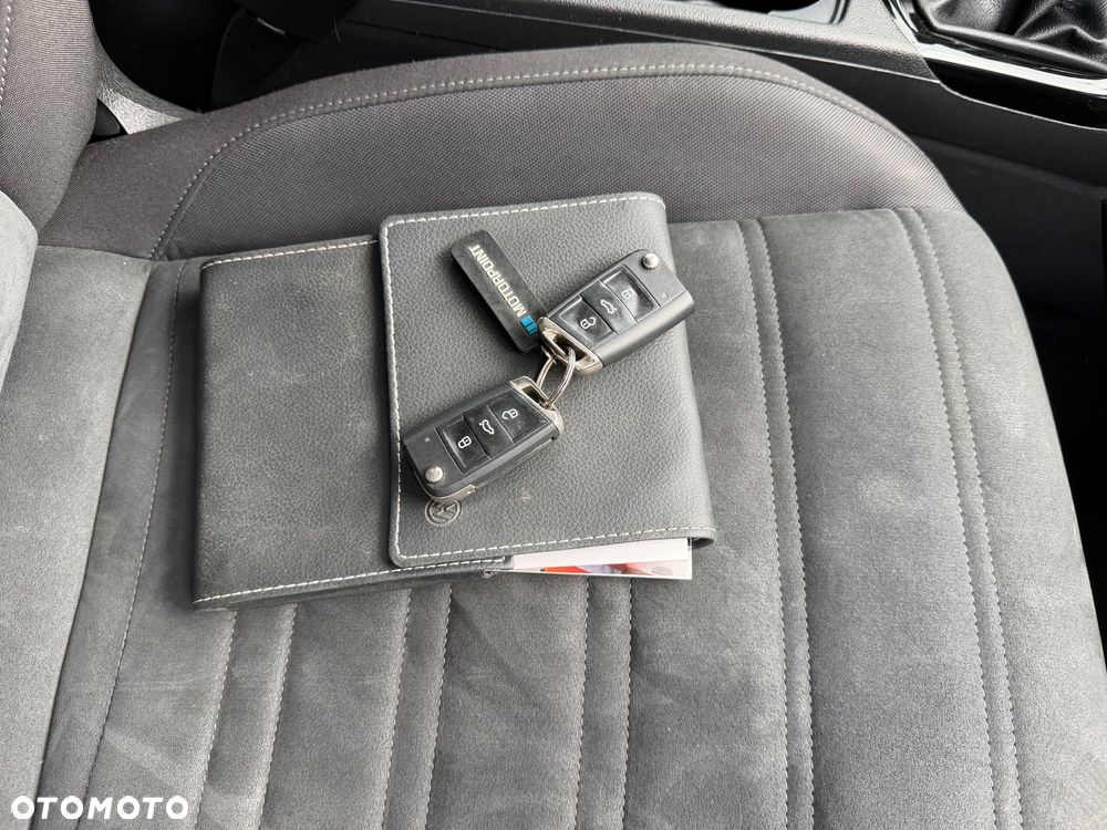 Volkswagen Touran 2.0 TDI SCR (BlueMotion Technology) DSG Highline - 22