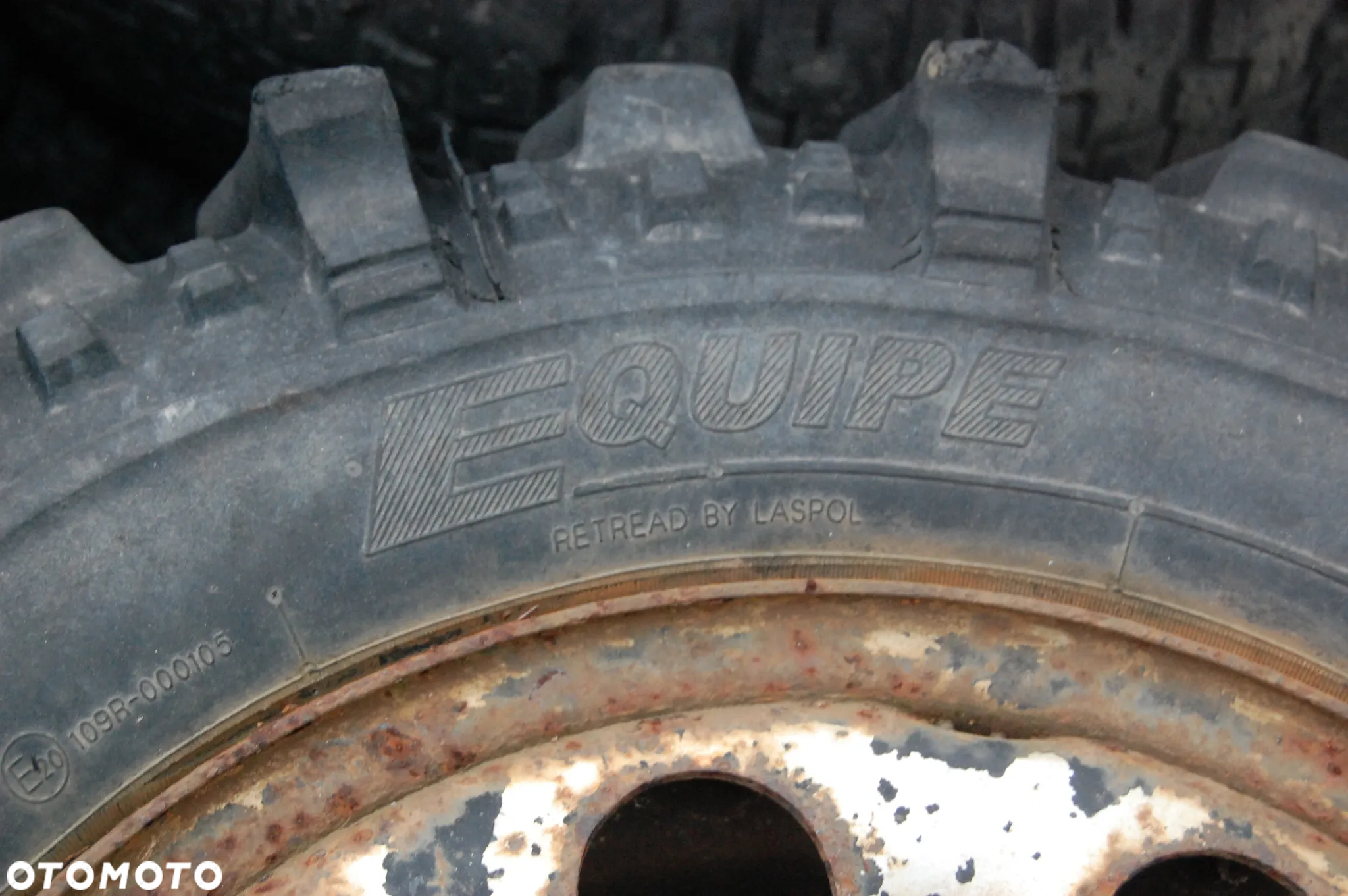 SUZUKI  VITARA I - Koło typu SIMEX 215/70 R15 - 3