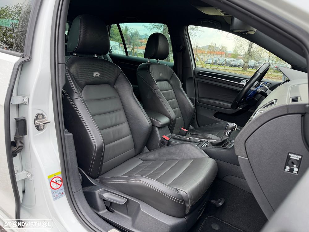 VW Golf R 4Motion BlueMotion DSG - 24